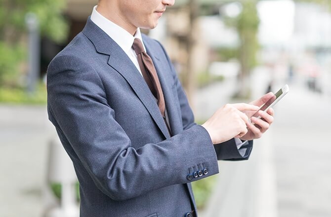 お電話・メールにてご予約