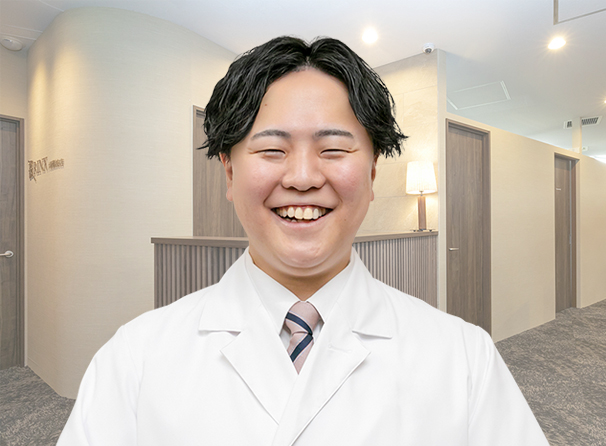 大阪難波店 店長 森田 佳幸