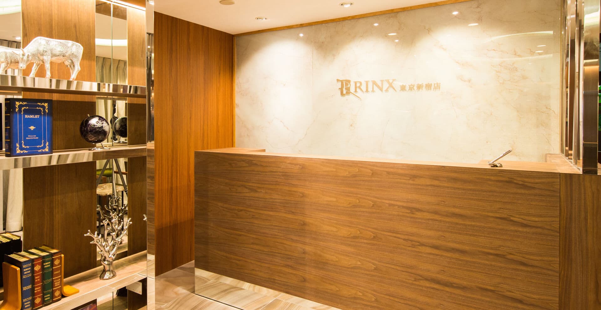 【新宿店】｜メンズ脱毛・ヒゲ脱毛なら男性脱毛専門店RINX（リンクス） 店内写真