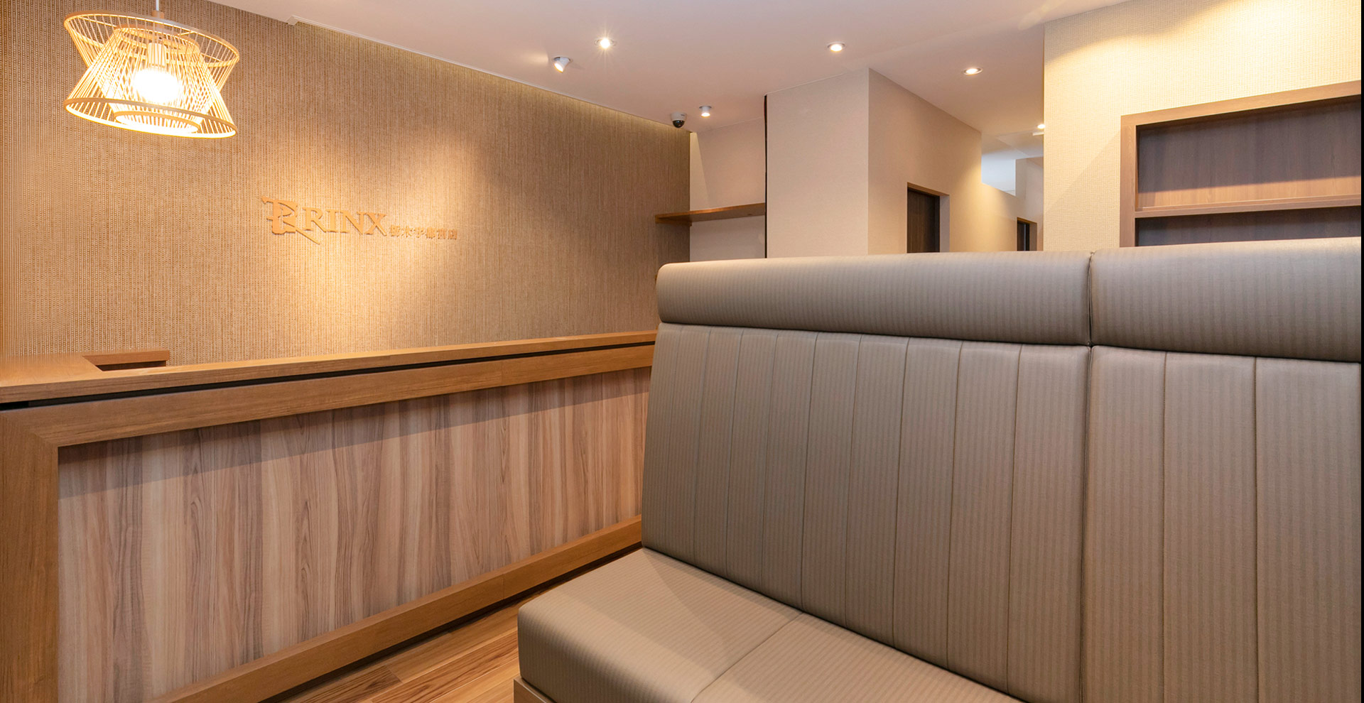 【栃木宇都宮店】｜メンズ脱毛・ヒゲ脱毛なら男性脱毛専門店RINX（リンクス） 店内写真