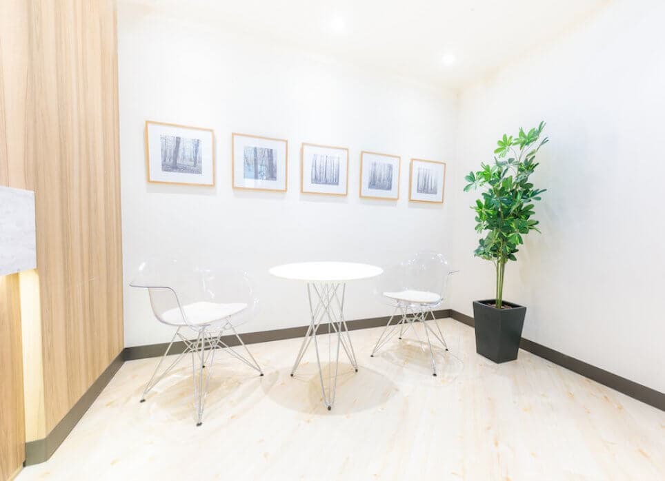 福岡博多店の店舗写真2