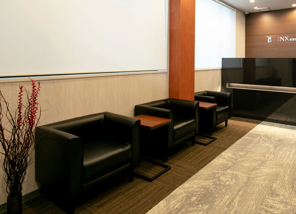 愛媛松山店の店舗写真3