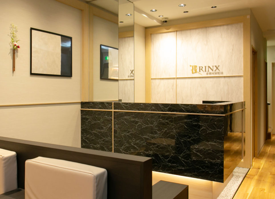 京都河原町店の店舗写真1