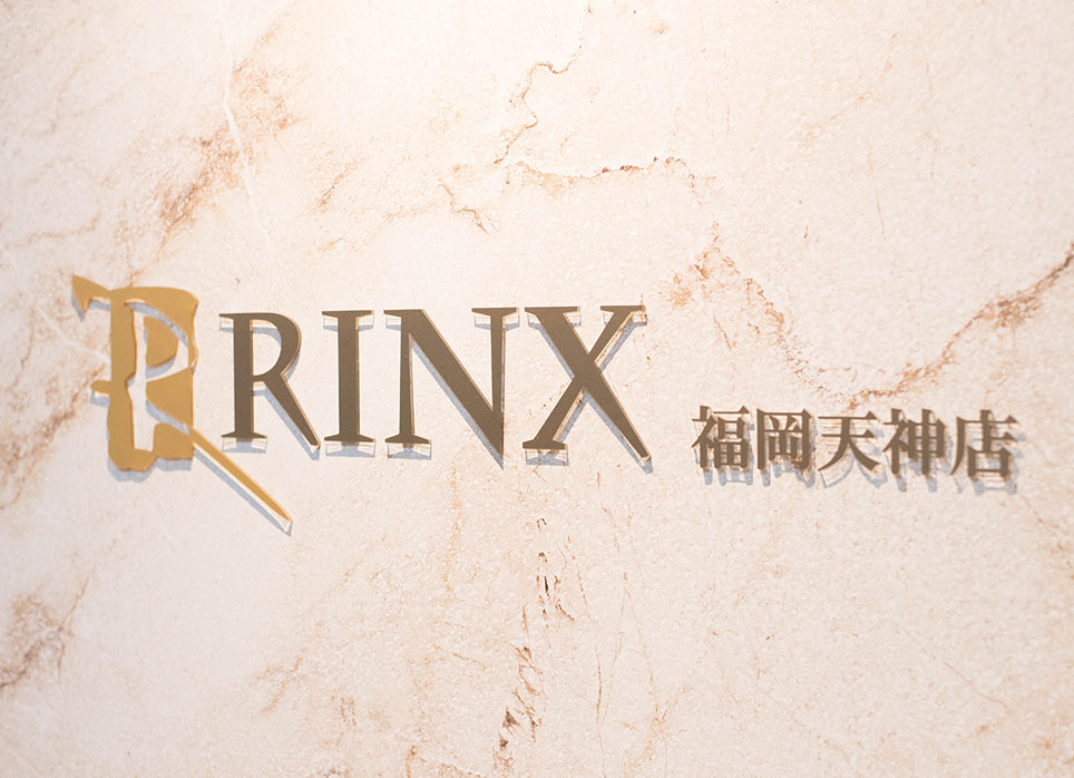 福岡天神店の店舗写真6