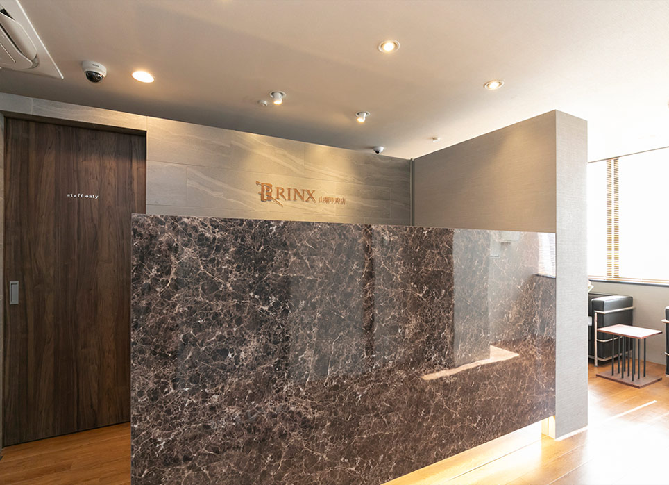 山梨甲府店の店舗写真2